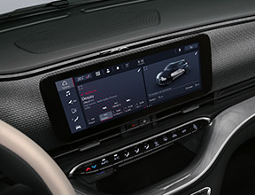 10.25” INFOTAINMENT SYSTEM WITH NAVIGATION+ 6 SPEAKERS