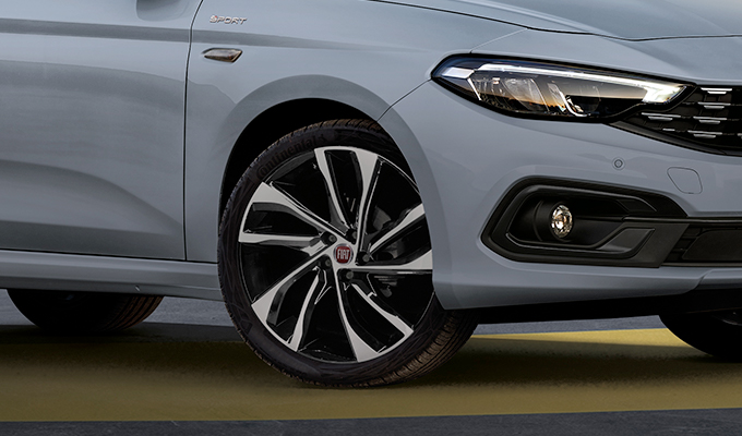 18” ALLOY WHEELS